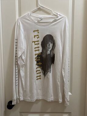 Taylor Swift Reputation Stadium Tour Long Sleeve Tee White Size Large Swiftie